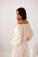 Bluzka model Rosie BEJ BLU0180 Light Beige - Roco Fashion Roco Fashion Bluzka model Rosie BEJ BLU0180 Light Beige - Roco Fashion Roco Fashion