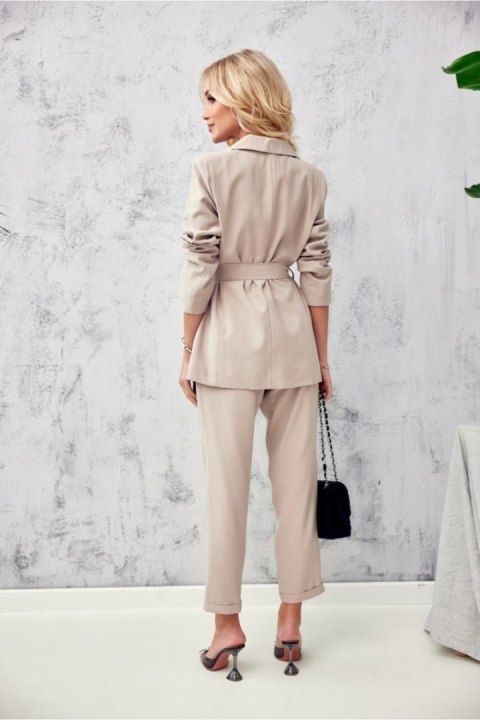 Spodnie Damskie Model BEJ 7/8 0015 Beige - Roco Fashion Roco Fashion Spodnie Damskie Model BEJ 7/8 0015 Beige - Roco Fashion Roco Fashion