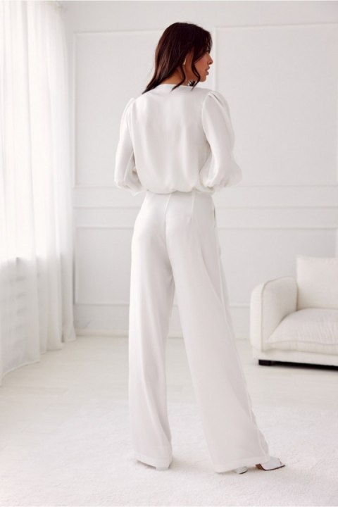 Spodnie Damskie Model Elsa EKR SPD0034 Ecru - Roco Fashion Roco Fashion Spodnie Damskie Model Elsa EKR SPD0034 Ecru - Roco Fashion Roco Fashion