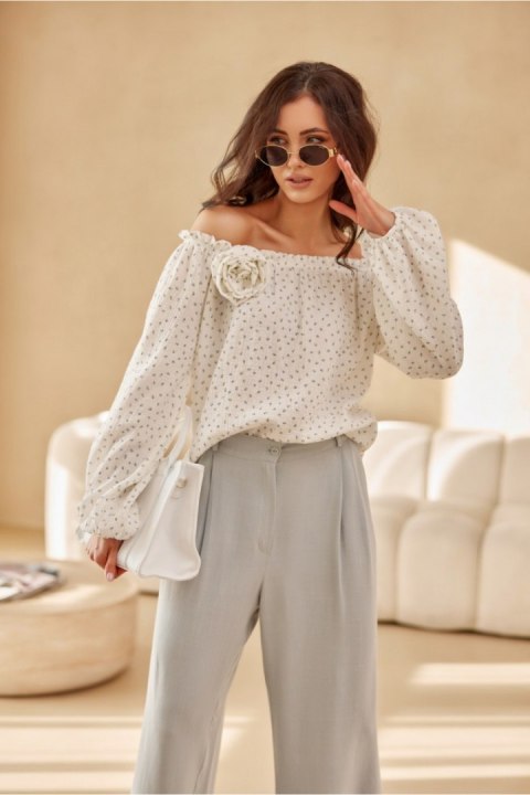 Bluzka Model Lima BLU0207-02K Beige - Roco Fashion Roco Fashion Bluzka Model Lima BLU0207-02K Beige - Roco Fashion Roco Fashion