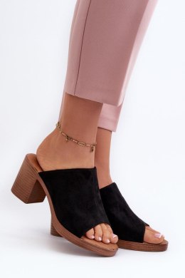Sandał Klapki Model Varnila 24SD98-6763 Black - Step in style Step in style