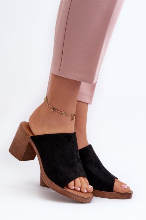 Sandał Klapki Model Varnila 24SD98-6763 Black - Step in style Step in style Sandał Klapki Model Varnila 24SD98-6763 Black - Step in style Step in style