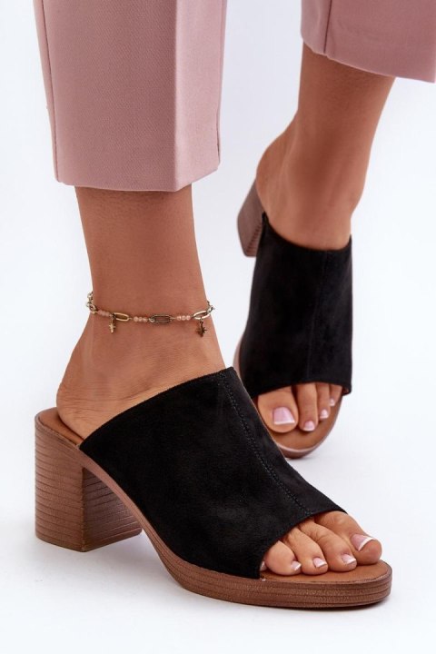 Sandał Klapki Model Varnila 24SD98-6763 Black - Step in style Step in style Sandał Klapki Model Varnila 24SD98-6763 Black - Step in style Step in style