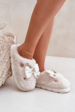 Kapcie Model Annalira BG185P White - Step in style Step in style