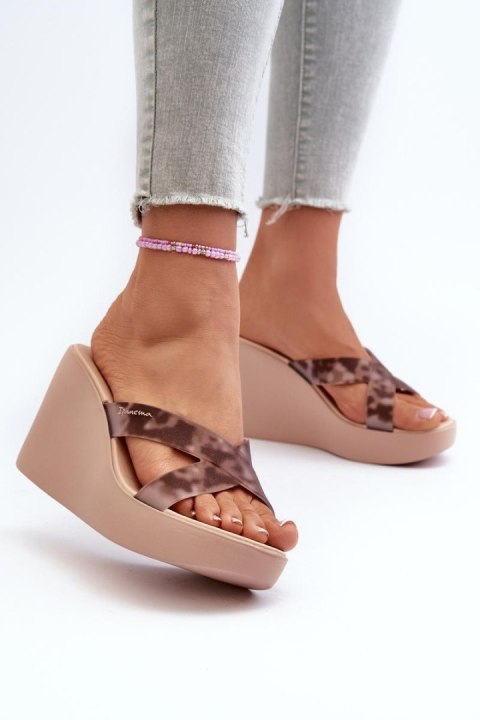 Sandał Klapki Model 83520 Ipanema High Fashion Slide Fem Beige - Step in style Step in style Sandał Klapki Model 83520 Ipanema High Fashion Slide Fem Beige - Step in style Step in style
