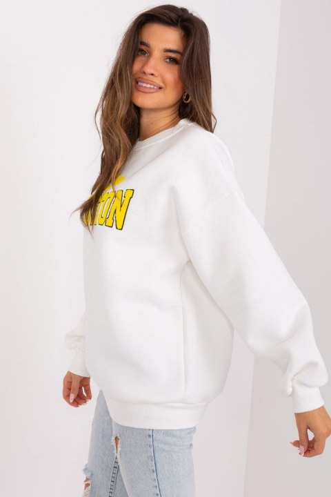 Bluza Damska Model EM-BL-617-13.98P Ecru - Factory Price Factory Price Bluza Damska Model EM-BL-617-13.98P Ecru - Factory Price Factory Price