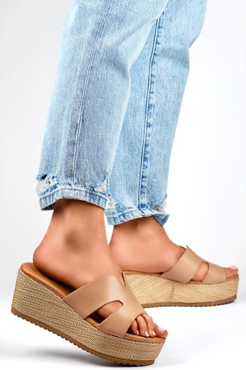 Sandał Klapki Model YD8H-19KH Beige - PRIMO PRIMO Sandał Klapki Model YD8H-19KH Beige - PRIMO PRIMO
