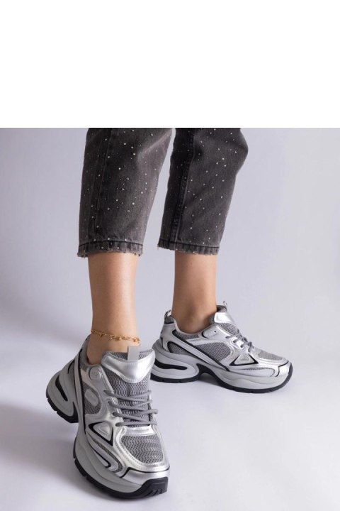 Srebrne sneakersy na masywnej podeszwie Adoma - Solea Solea Srebrne sneakersy na masywnej podeszwie Adoma - Solea Solea