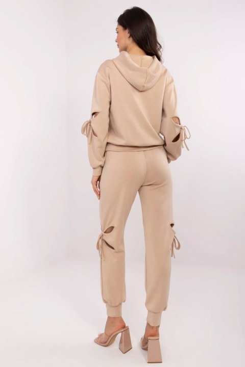 Spodnie Komplet Model NM-KMPL-V5698.03 Beige - NM NM Spodnie Komplet Model NM-KMPL-V5698.03 Beige - NM NM