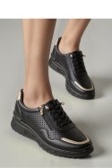 Damskie Sneakersy AVERIA BLACK ? Elegancja i Komfort na Co Dzień - Inello Inello Damskie Sneakersy AVERIA BLACK ? Elegancja i Komfort na Co Dzień - Inello Inello