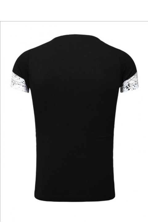 Tshirt Męski Model 17181 Black - YourNewStyle YourNewStyle Tshirt Męski Model 17181 Black - YourNewStyle YourNewStyle