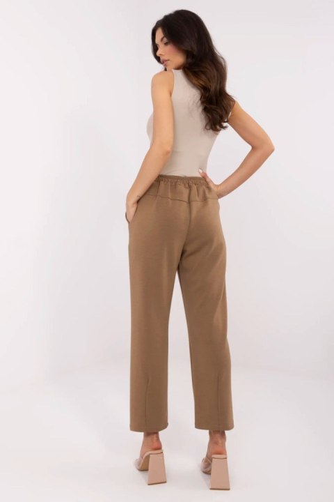 Spodnie Dresowe Model DHJ-SP-20523.66P Light Brown - Italy Moda Italy Moda Spodnie Dresowe Model DHJ-SP-20523.66P Light Brown - Italy Moda Italy Moda