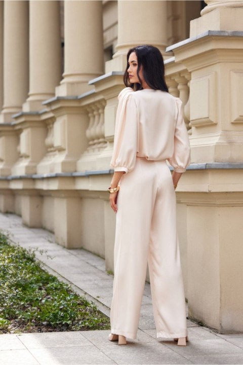 Bluzka Model Giana VAN BLU0178 Vanilia - Roco Fashion Roco Fashion Bluzka Model Giana VAN BLU0178 Vanilia - Roco Fashion Roco Fashion