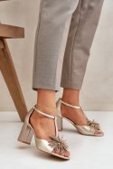 Sandały Model Laura Messi 2758 Gold - Step in style Step in style Sandały Model Laura Messi 2758 Gold - Step in style Step in style