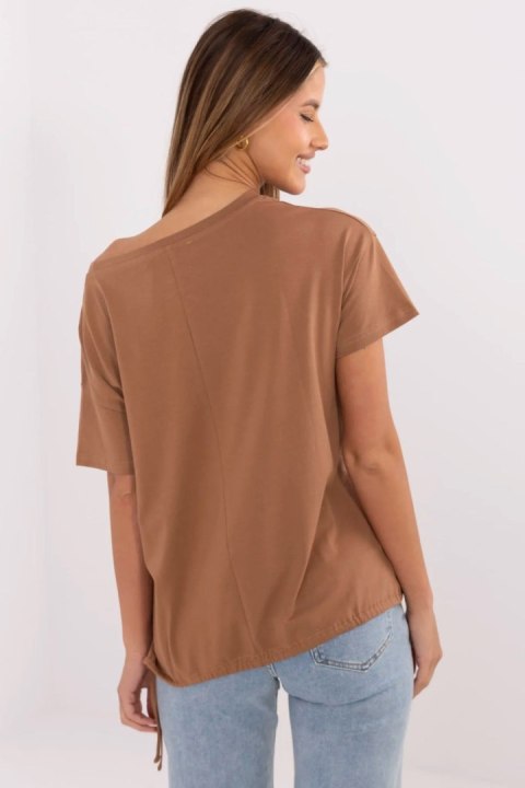 Tshirt Damski Model CLM-TS-1017.03 Light Brown - Factory Price Factory Price Tshirt Damski Model CLM-TS-1017.03 Light Brown - Factory Price Factory Price