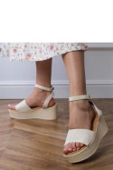 Sandały Model Ganra LOLO23 Beige - PRIMO PRIMO Sandały Model Ganra LOLO23 Beige - PRIMO PRIMO
