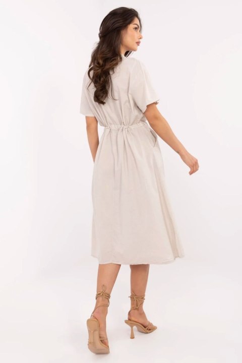 Sukienka Model MI-SK-109898.68 Beige - Italy Moda Italy Moda Sukienka Model MI-SK-109898.68 Beige - Italy Moda Italy Moda
