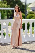 Sukienka Model Salma BEZ SUK0462 Beige - Roco Fashion Roco Fashion Sukienka Model Salma BEZ SUK0462 Beige - Roco Fashion Roco Fashion