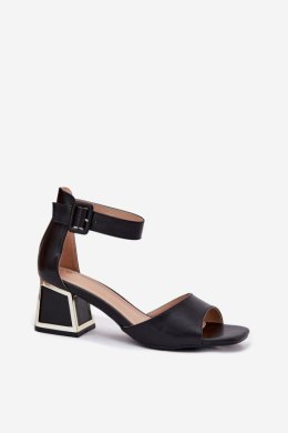 Sandały Model Zennia 25SD35-8750 Black Skóra - Step in style Step in style