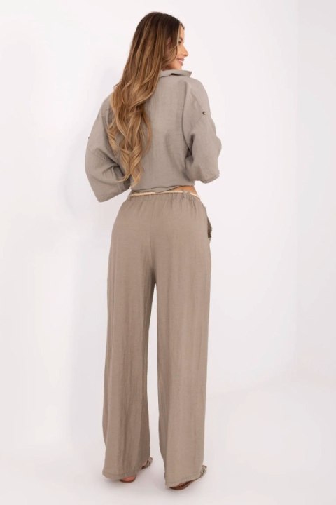 Spodnie Damskie Model MI-SP-6560.73P Dark Beige - Italy Moda Italy Moda Spodnie Damskie Model MI-SP-6560.73P Dark Beige - Italy Moda Italy Moda